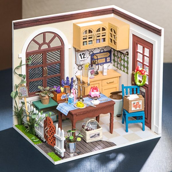 Rolife 3D Miniature DIY dolls house kit puzzle Mrs Charlie's Dining room DGM09 
