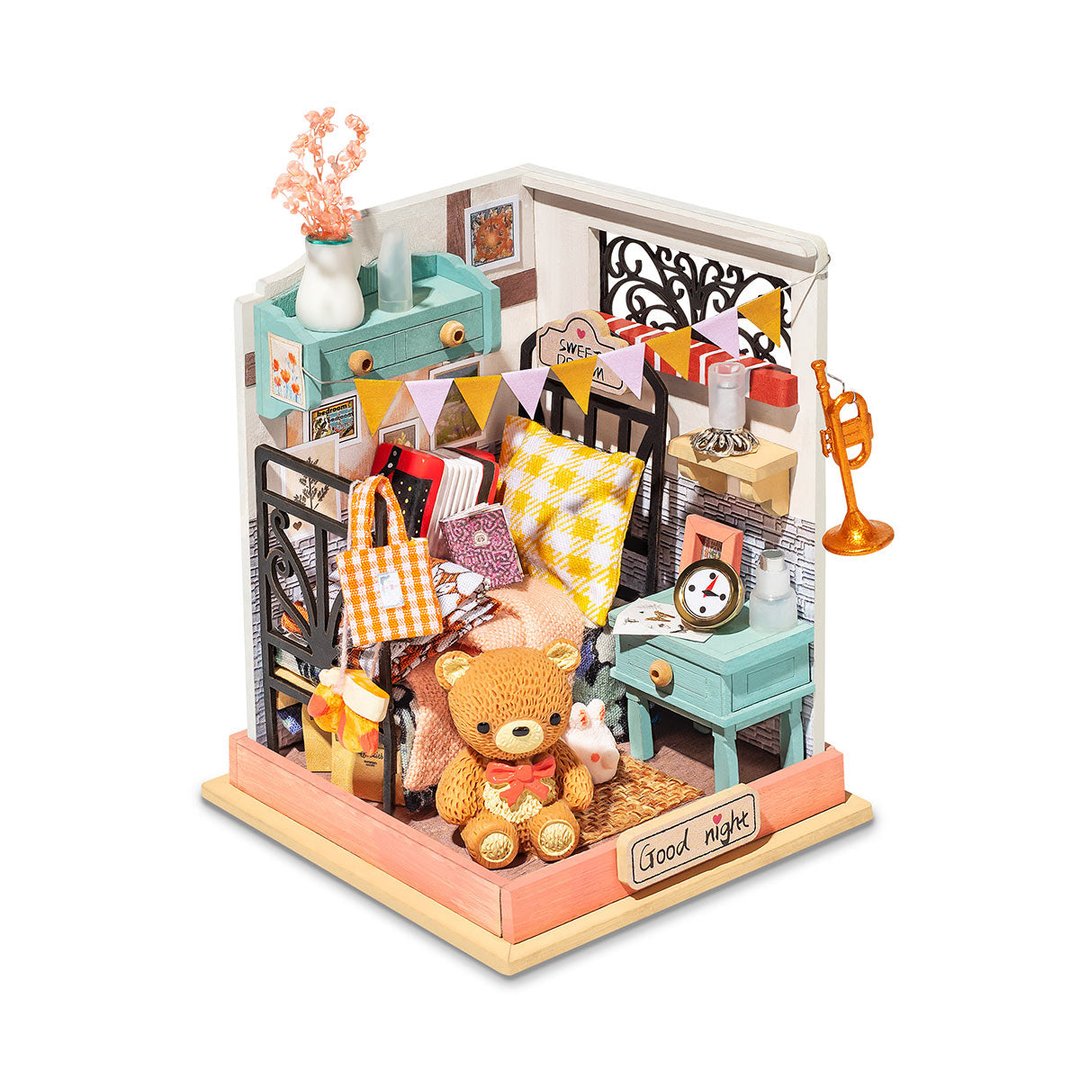 Rolife Sweet Dream Bedroom Miniature Dollhouse Kit DS016 - Robotime Store